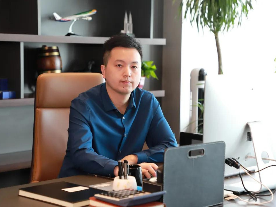 鹽商人物第19期丨專訪宏順建設(shè)總經(jīng)理蔣林：建精品工程，樹時代豐碑